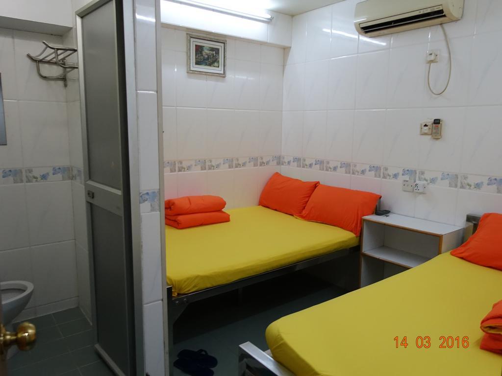 New China Guesthouse Хонконг Екстериор снимка