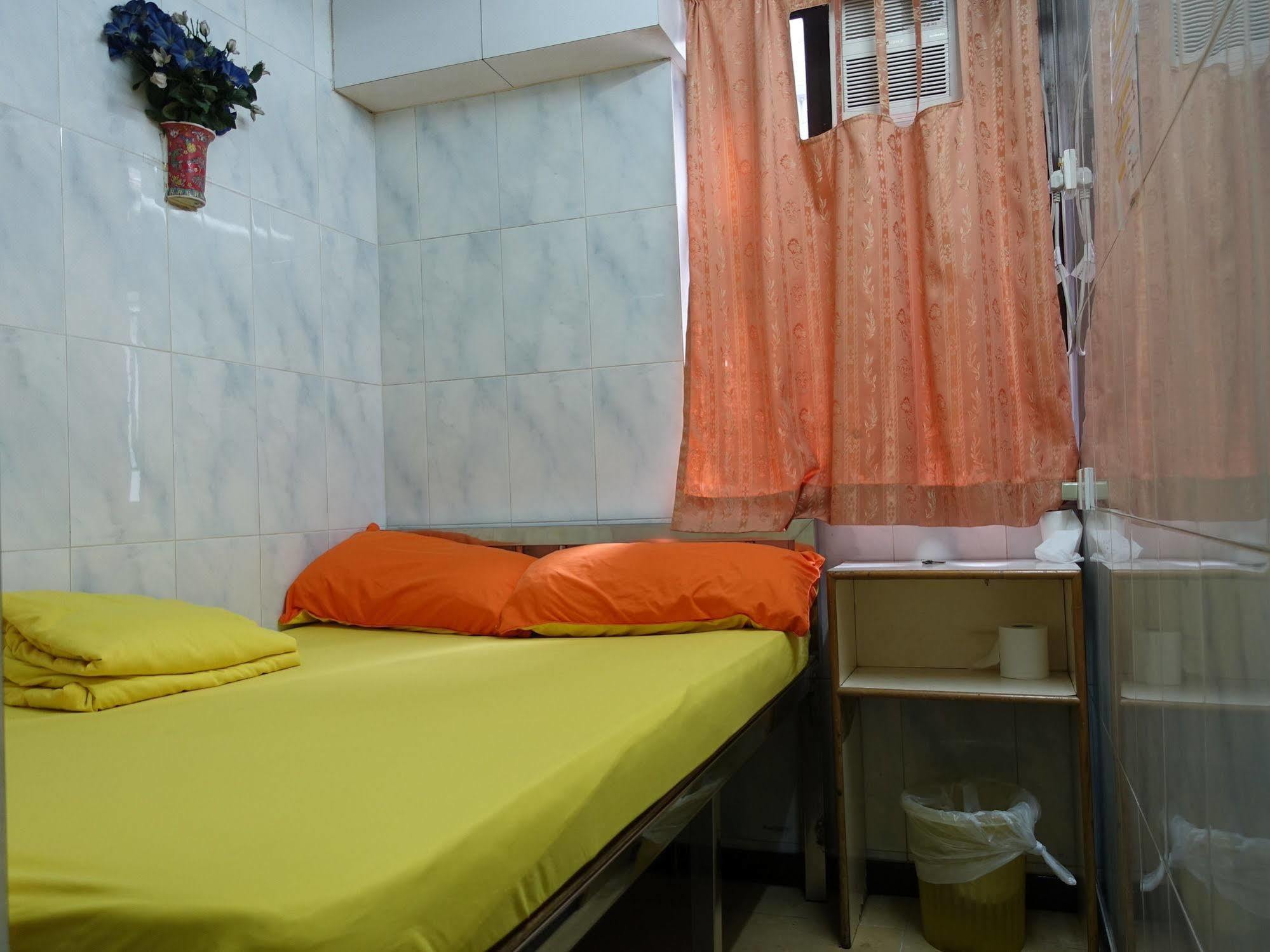 New China Guesthouse Хонконг Екстериор снимка